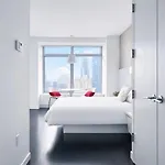 W Apartment *