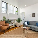 Amazing Furnished 1 Bedroom Midtown West