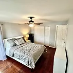 Nyc 10 Minutes From Jfk Queens Comforts