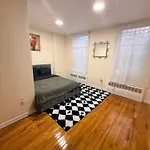 Throopstar Apartment *