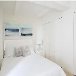 1-bedroom At Midtown Manhattan Apartment New York