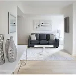 Apartment 1-bedroom At Midtown Manhattan *