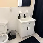 Throopstar Apartment
