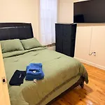 Throopstar New York