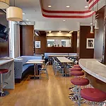Fairfield By Marriott Manhattan/financial District Hotel