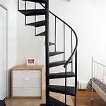 2 Bedroom 2 Bathroom Apartment Hells Kitchen R