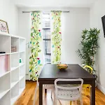 2 Bedroom 2 Bathroom Apartment Hells Kitchen R