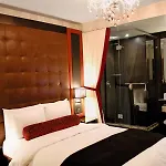 Sanctuary 4* New York