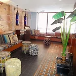 Marrakech On Broadway Hotel
