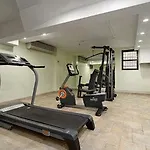 Hotel Howard Johnson Queens Village 2*