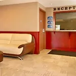 Howard Johnson Queens Village