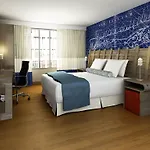 Fairfield By Marriott Manhattan/financial District New York