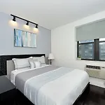 Times Square Luxury Two Bedrooms Apartment With Private Balcony