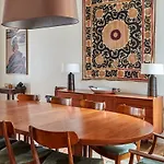 Carlton Avenue Townhouse By Onefinestay