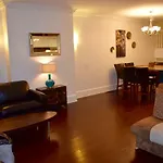 Apartment 4 Bd Garden