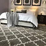 Nyc Executive Home In Upscale Neighborhood Very Elegant