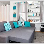 Cozy Central Park Pad Close To Everything!