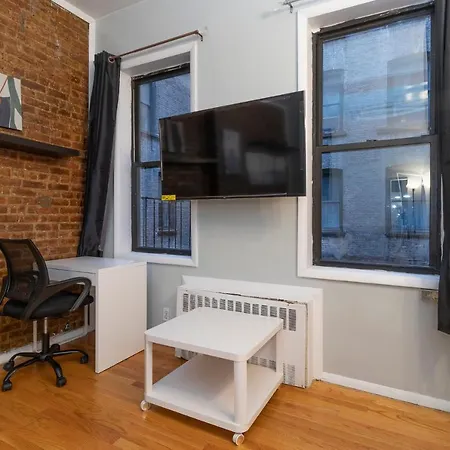 1oak Suits - Upper East New York