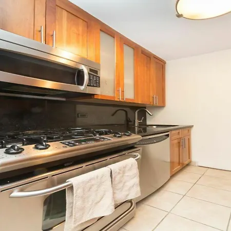 Apartment Amazing 3br At Midtown East