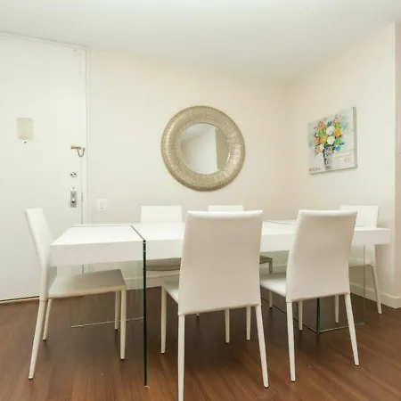 Amazing 3br At Midtown East Apartment *