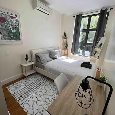 Lovely 3 Bedroom W/balcony And Bbq Grill