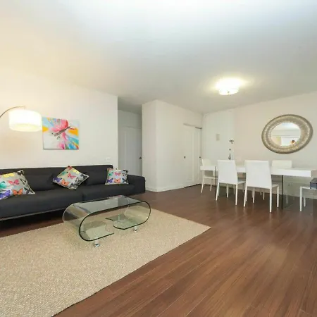Amazing 3br At Midtown East Apartment *