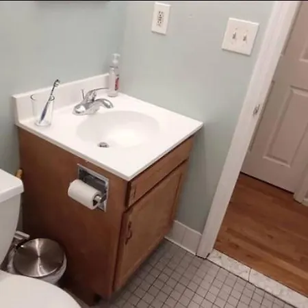 & Affordable Williamsburg Small *