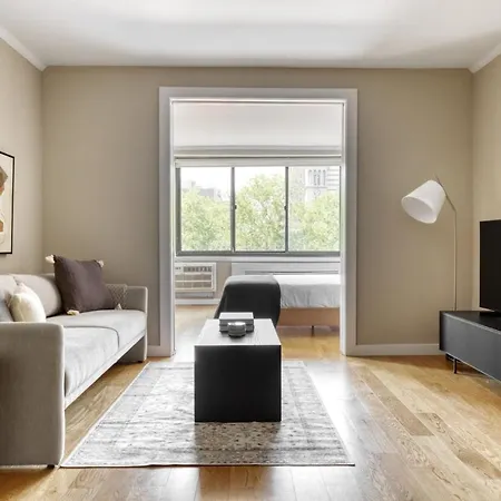 Apartment Uws 2br W Wd Nr Park Nyc-896