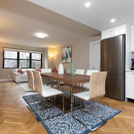 Elegant East Side Apartment