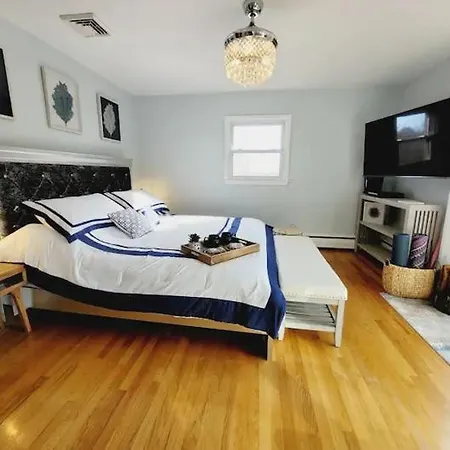 Queens House Of Comfort 4bedroom Apartment *