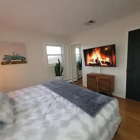 Queens House Of Comfort 4bedroom Apartment New York
