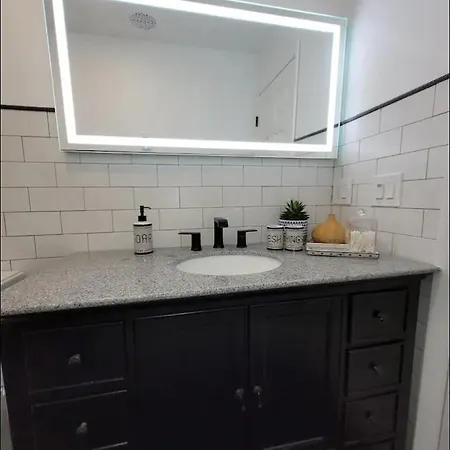Apartment Queens House Of Comfort 4bedroom