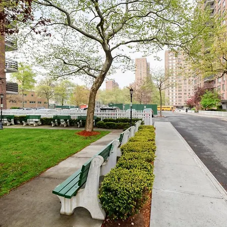 Uws 2br W Wd Nr Park Nyc-896 Apartment