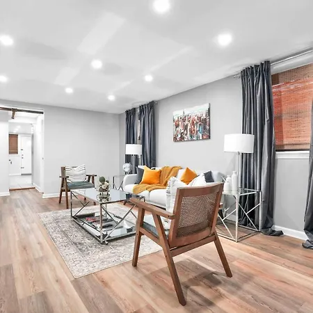 By Morlisa Holiday home New York