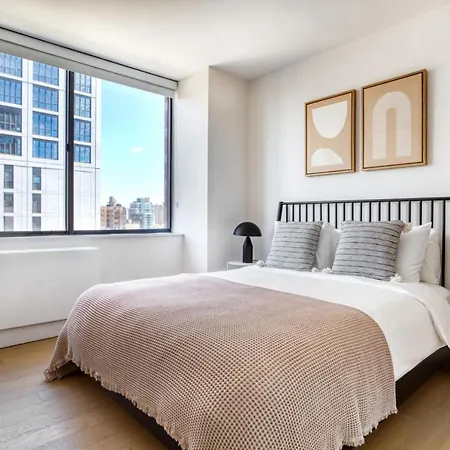 Upper West Side 2br W Gym Nr Park Nyc-1147 * New York