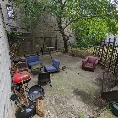 & Affordable Williamsburg Small