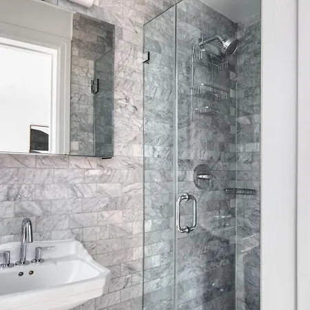 Midtown East 2br W Gym Wd Nr Grand Central Nyc-1168 Apartment