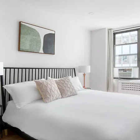 Midtown East 2br W Gym Wd Nr Grand Central Nyc-1168 * New York