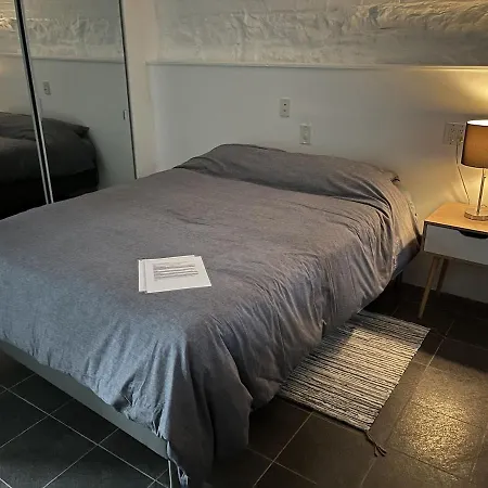 Apartment Long-term Renters Welcome New York