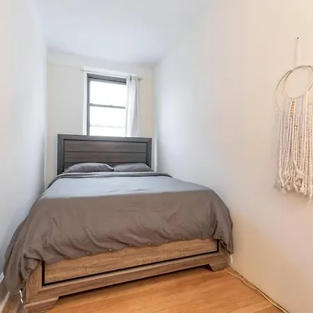 Luxury 5br/2ba In Prime Location Of Midtown Apartment