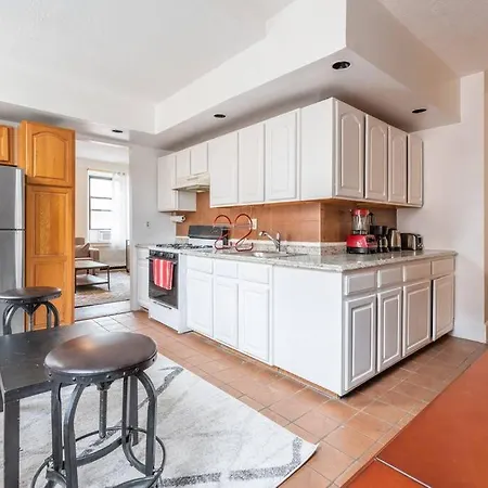 Apartment Luxury 5br/2ba In Prime Location Of Midtown New York