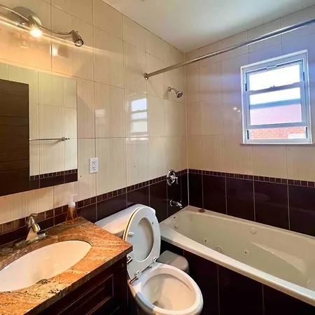 Spacious 6b4b Quiet Elegant Entire Private House New York