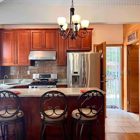 Apartment Spacious 6b4b Quiet Elegant Entire Private House New York