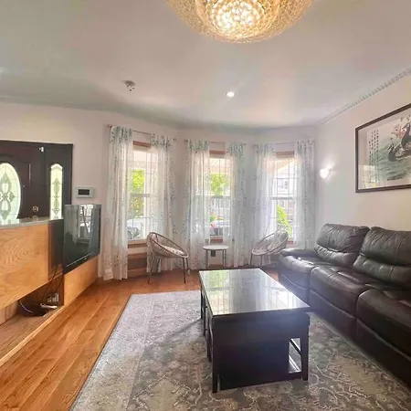 Spacious 6b4b Quiet Elegant Entire Private House * New York