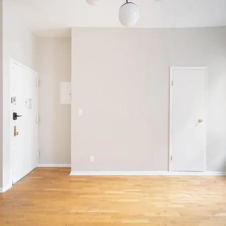 Apartment Furnished 1278 Hells Kitchen