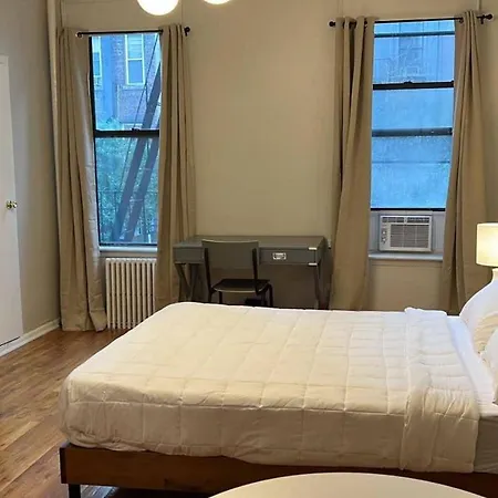 Furnished 1278 Hells Kitchen Apartment