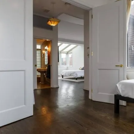 Sensational Penthouse Nyc - Manhattan - Hosted By Lauren Berger * New York