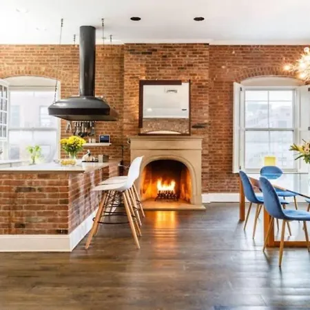 Apartment Sensational Penthouse Nyc - Manhattan - Hosted By Lauren Berger New York