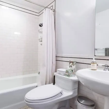 Sensational Penthouse Nyc - Manhattan - Hosted By Lauren Berger New York