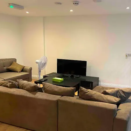 Amazing 2 Bedroom At Ues * New York